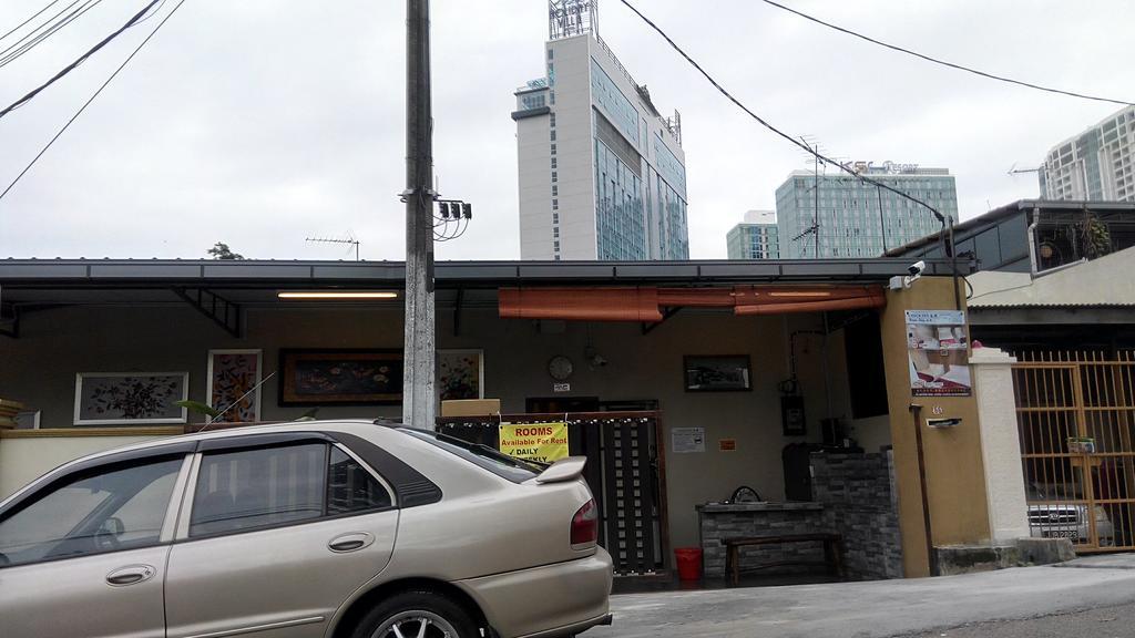 Check Inn Johor Bahru Exterior foto