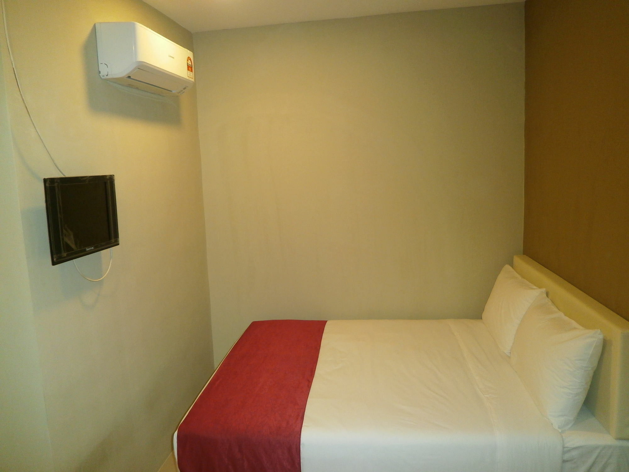 Check Inn Johor Bahru Exterior foto