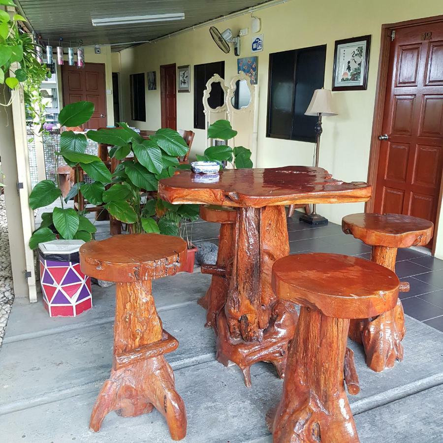 Check Inn Johor Bahru Exterior foto